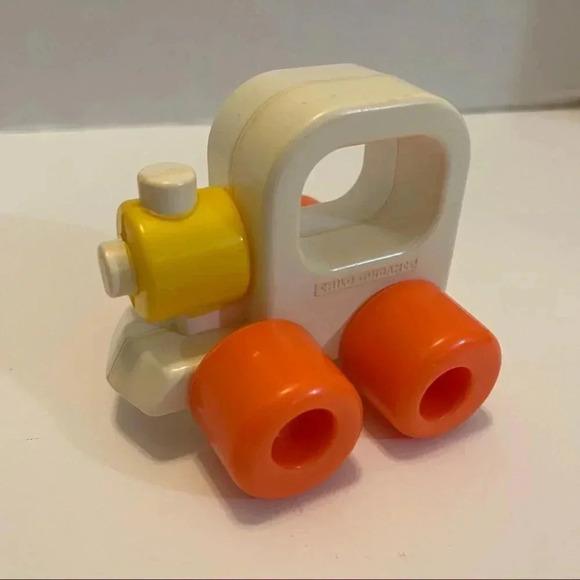 Vintage 1984 Wee Wheels Orange & Yellow Train Engine Baby Rattle Toy - Picture 1 of 7